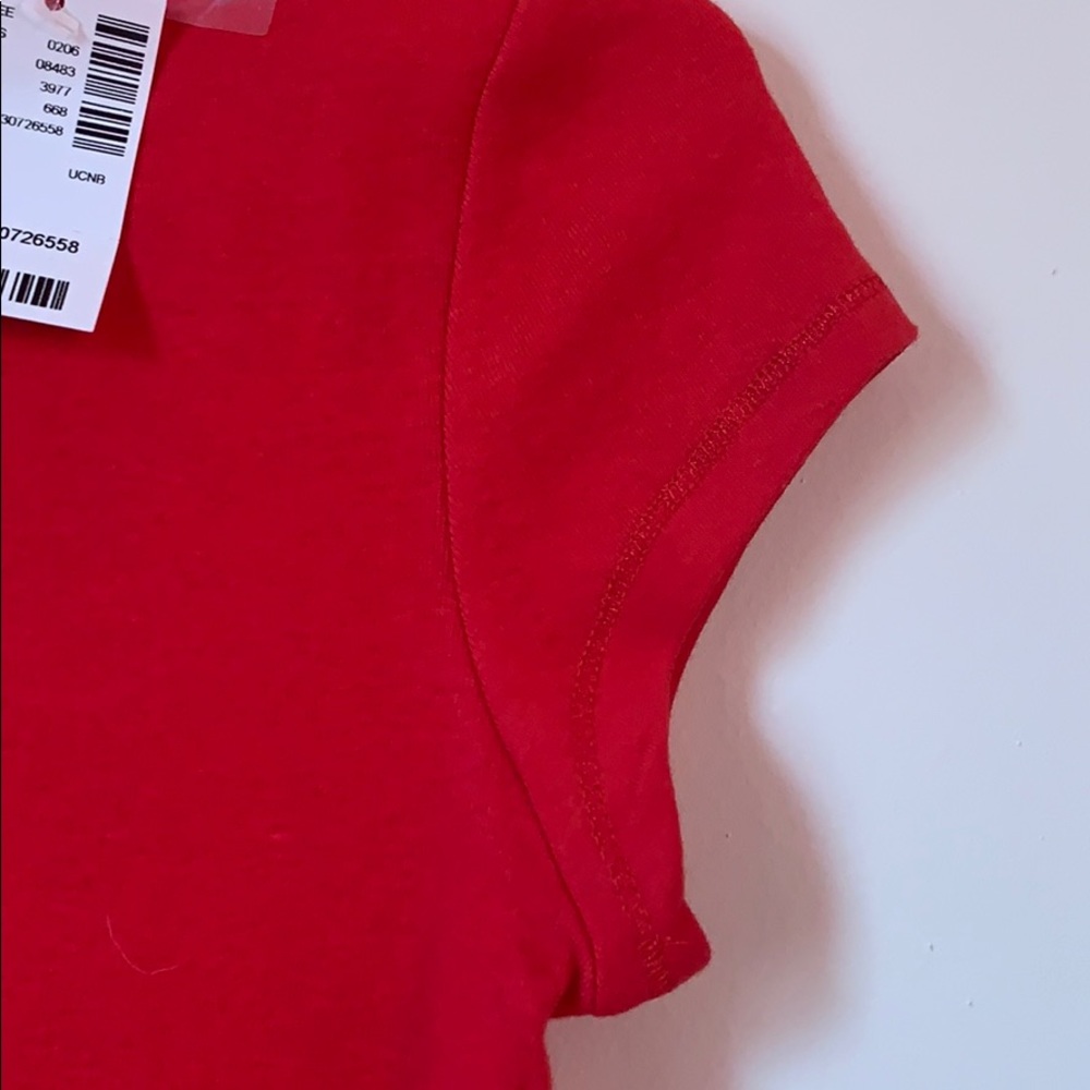 New Simple Red Top - Picture 6 of 7